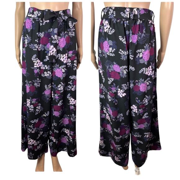 Torrid Purple Floral Print Crepe Wide Leg Pants w/ Pockets - Picture 11 of 11